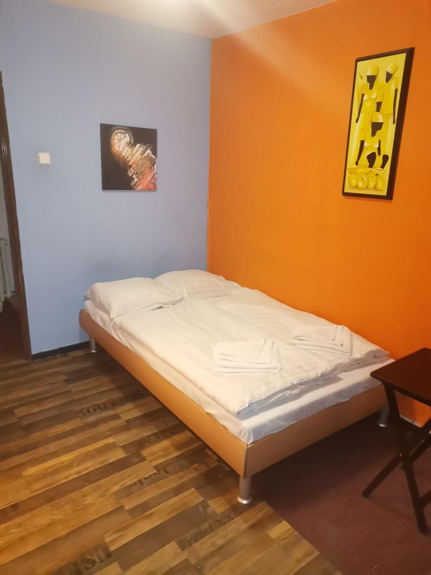 Hotel Praha Club Bed & Breakfast Exterior photo